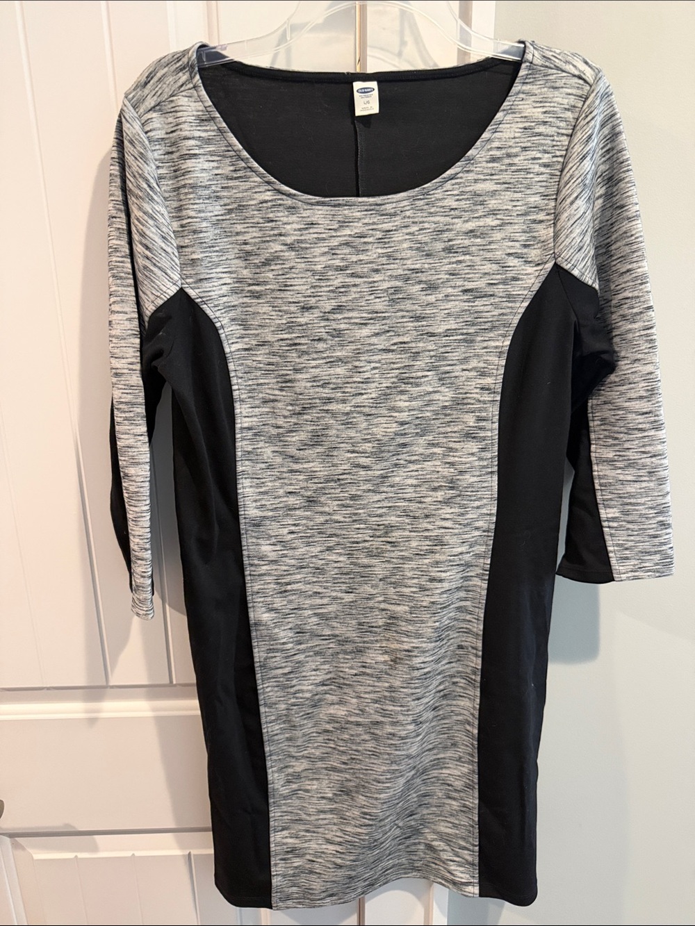 Old Navy Gray & Black Long Sleeve Sheath Dress